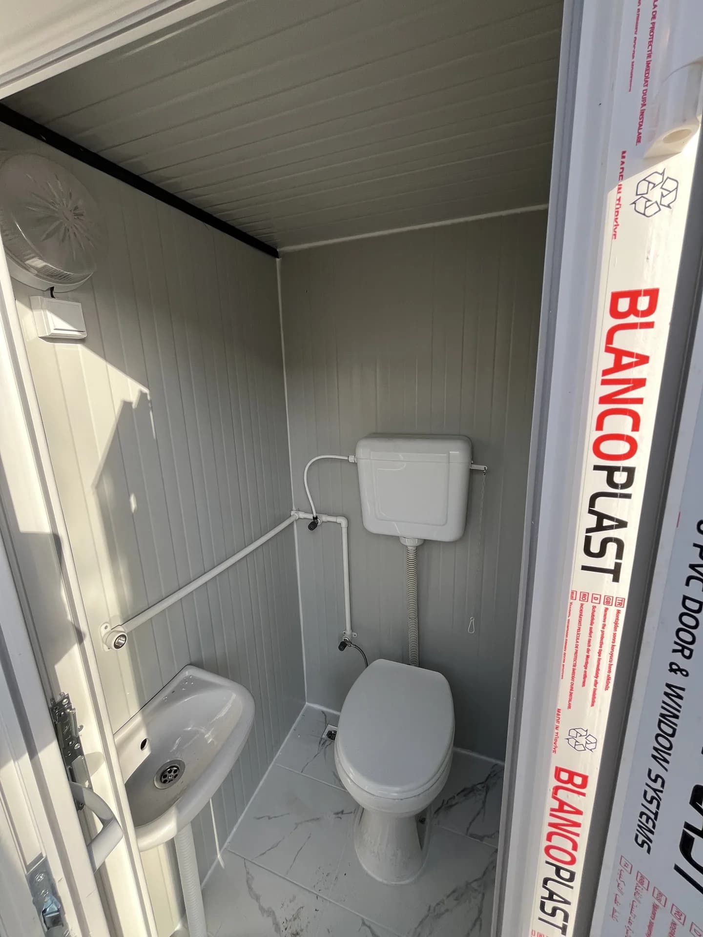 110x410 4lü Duş Kabini - İç Mekan ve Tesisat Detayı 7