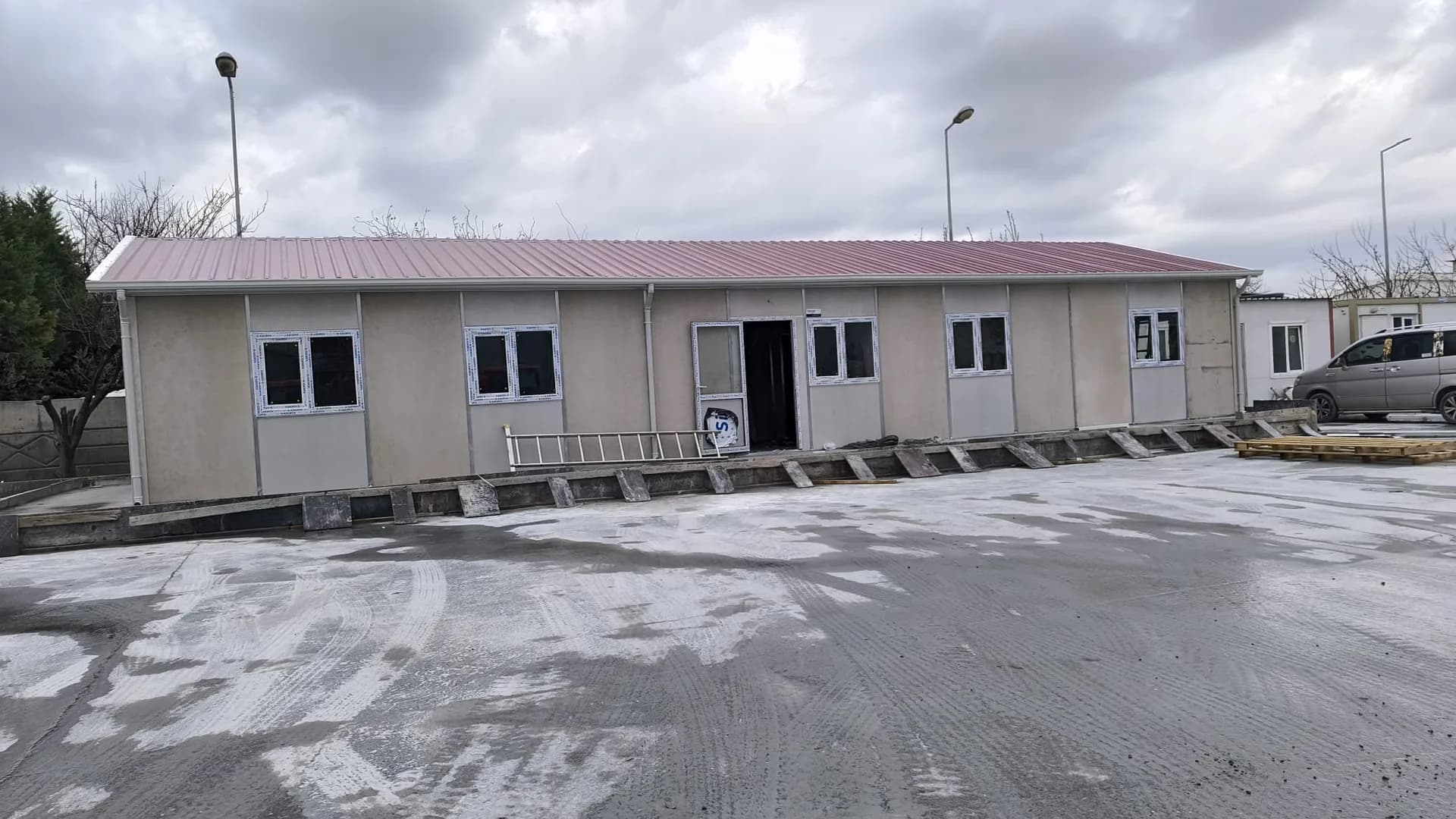 215m² Besantaş Esenyurt Prefabrik İdari Ofis Projesi thumbnail 3
