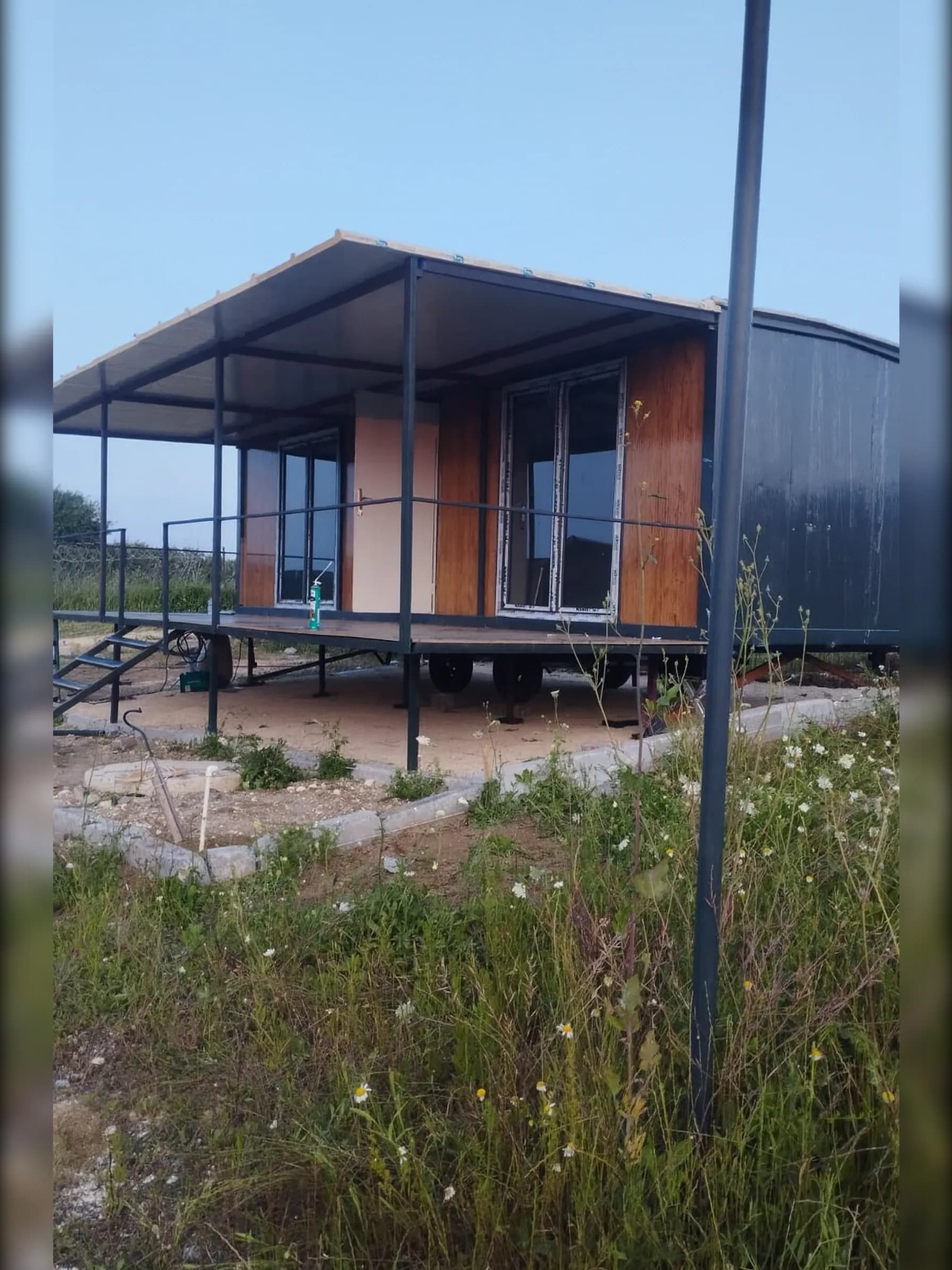 38m2 1+1 Veranda - Sundurma'lı Prefabrik Konteyner Ev