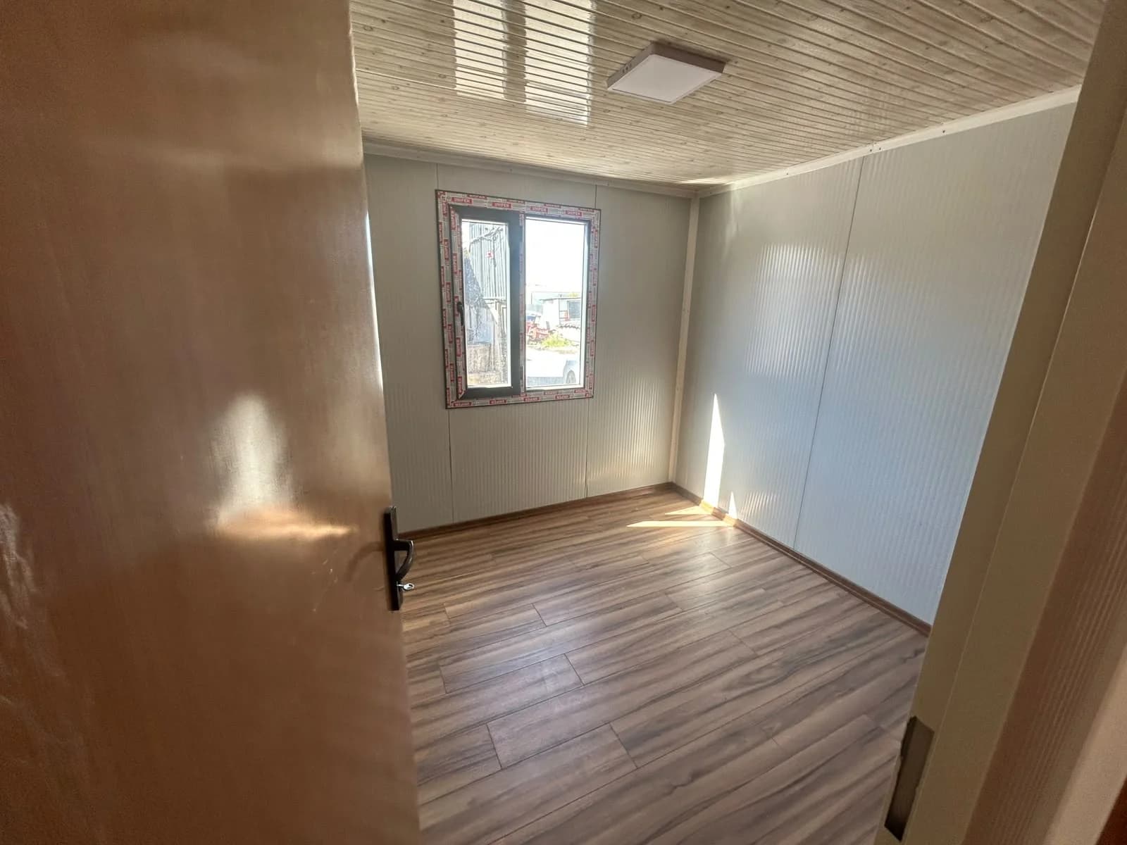 42m² 2+1 Dekoratif Kaplama Birleşim Modeli Konteyner Ev - İç Mekan ve Donanım Detayı 14