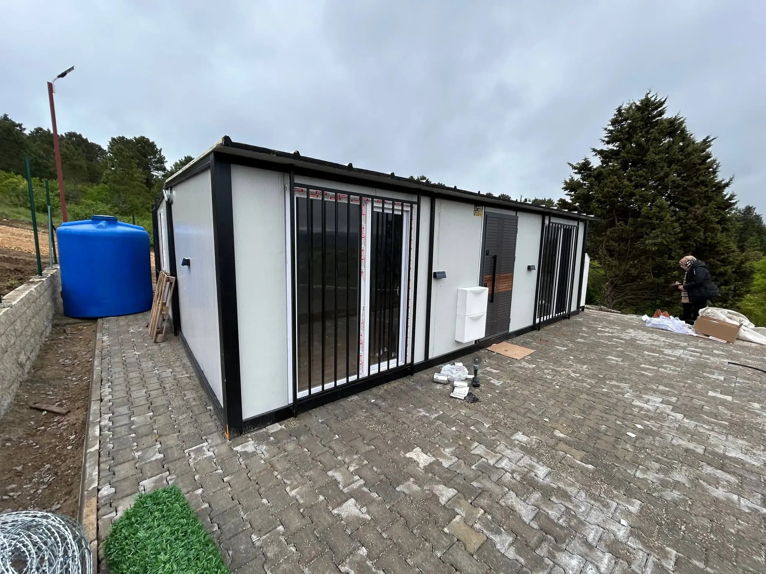 56m2 2+1 Beşik Çatı Birleşim Modeli Prefabrik Konteyner Ev - Görsel 1