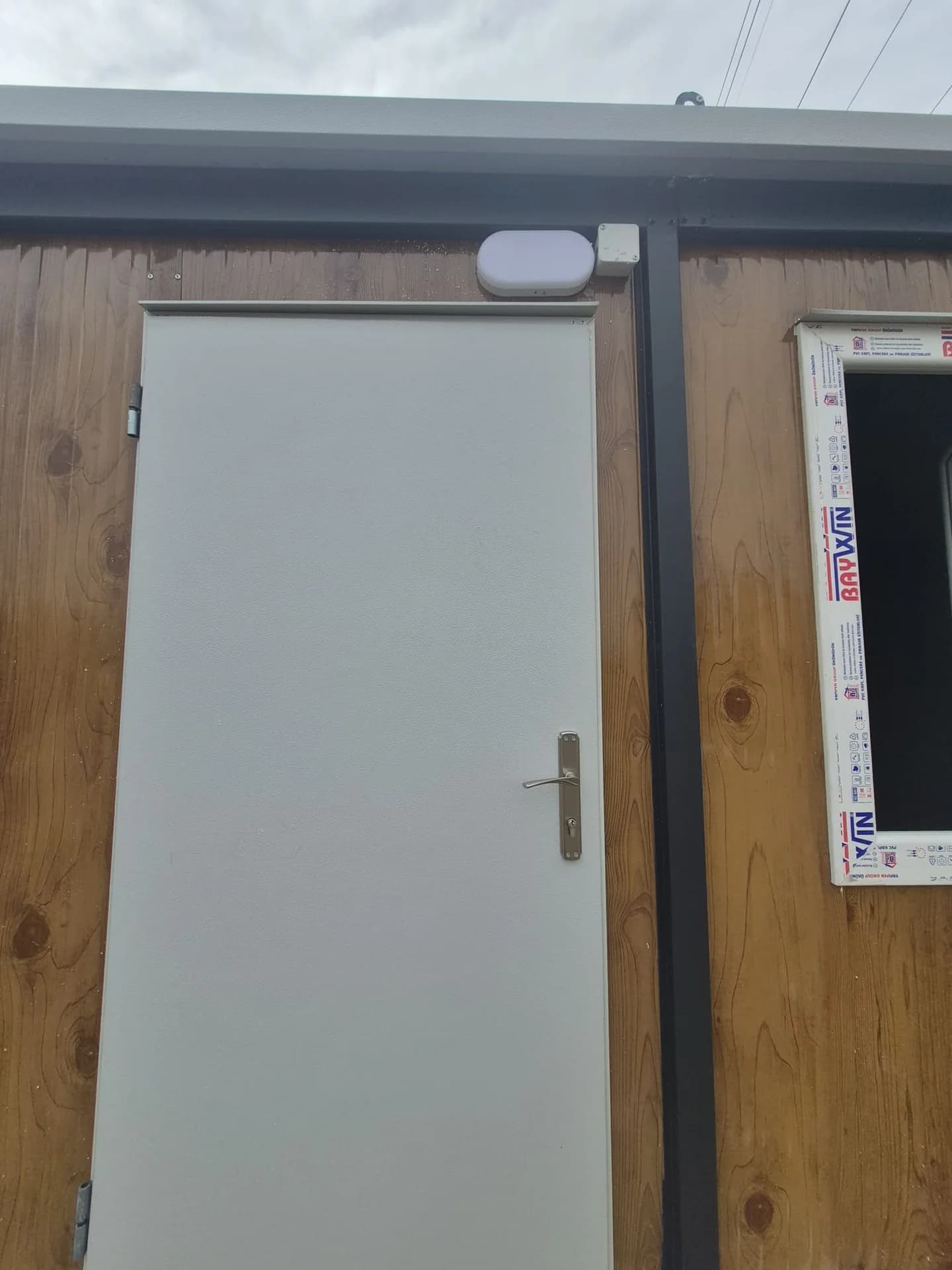 7x3 (21m²) Demonte 1+1 Beşik Çatı Konteyner Ofis - Ev - İç Mekan ve Donanım Detayı 8
