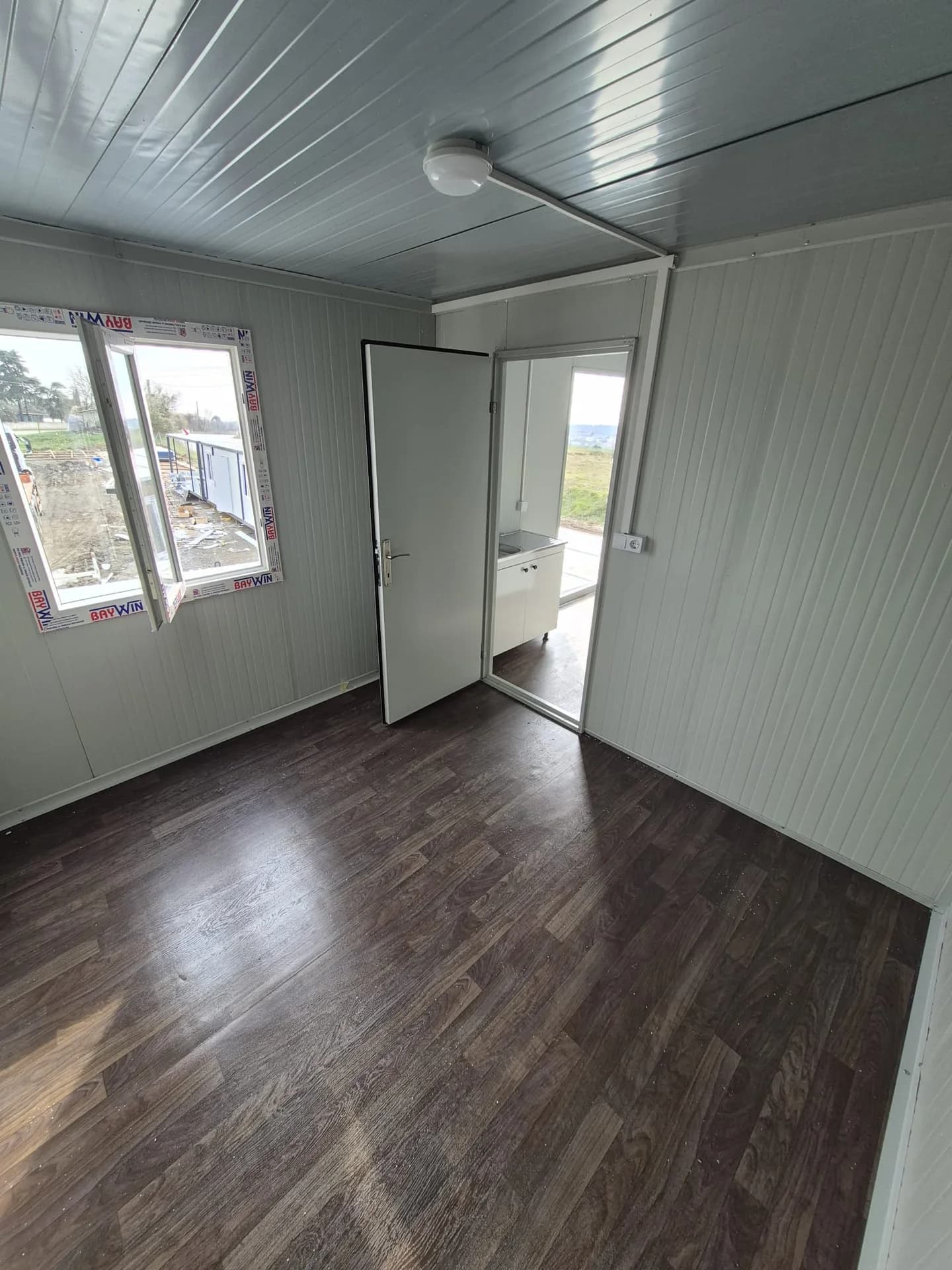 7x3 (21m²) Demonte 1+1 Düz Çatı Konteyner Ofis - Ev - İç Mekan ve Donanım Detayı 12