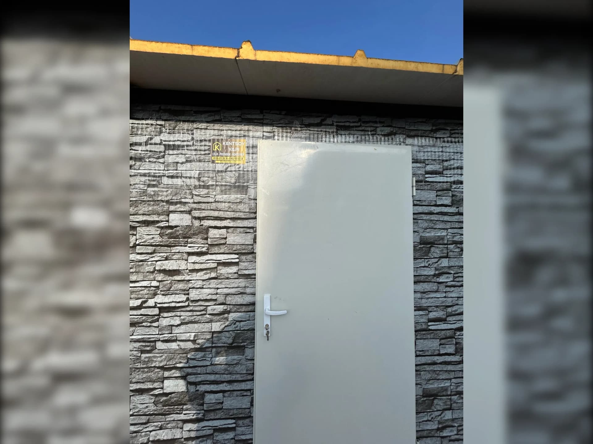 konteyner ev giriş kapısı ve cephe detay