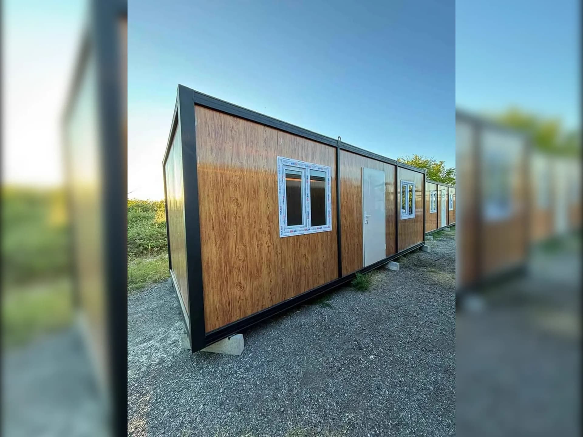 7x3 21m2 şantiye konteyneri düz çatı açık ahşap desen dış görünüm