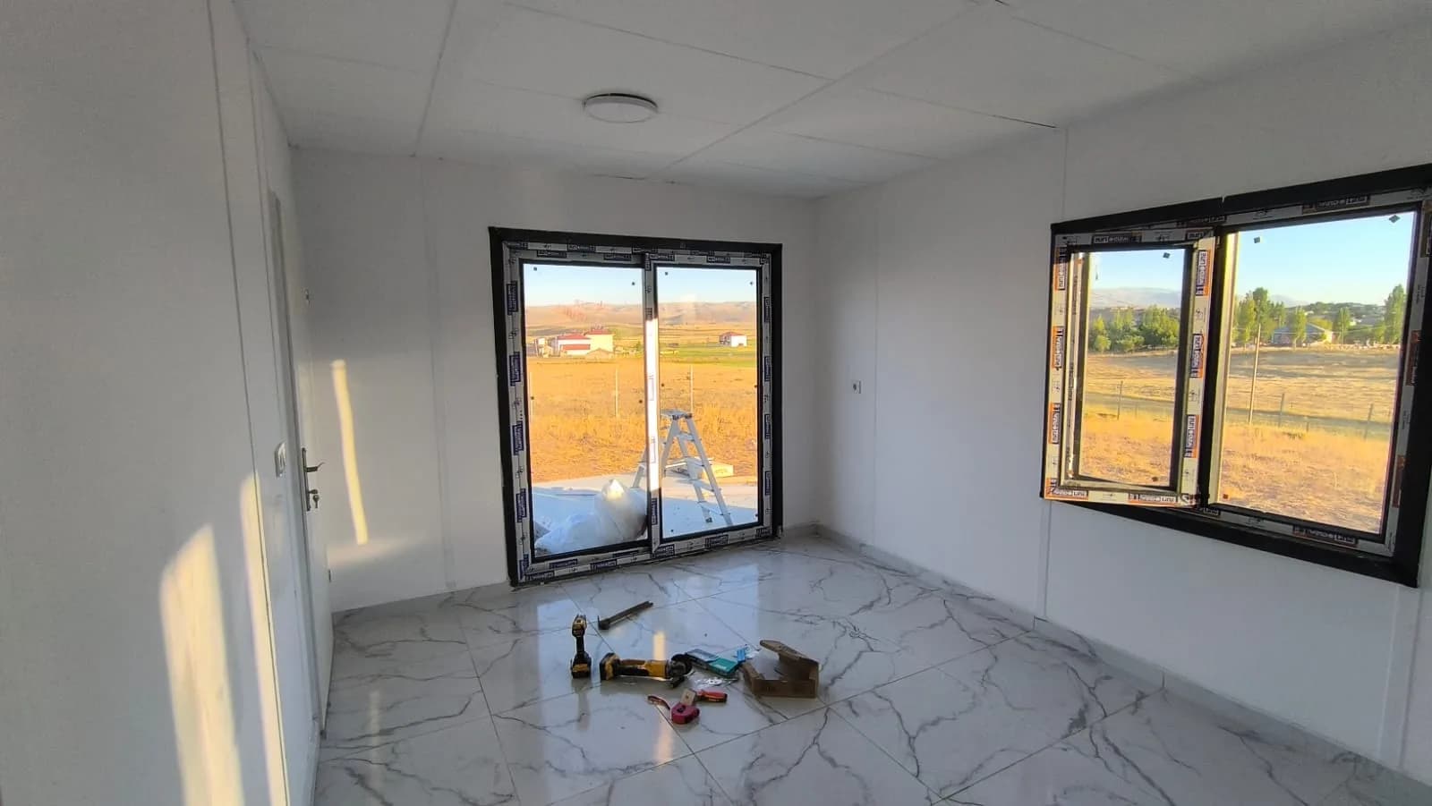 80m² Bingöl 2+1 Ebeveyn Banyolu Prefabrik Konut Projesi thumbnail 7