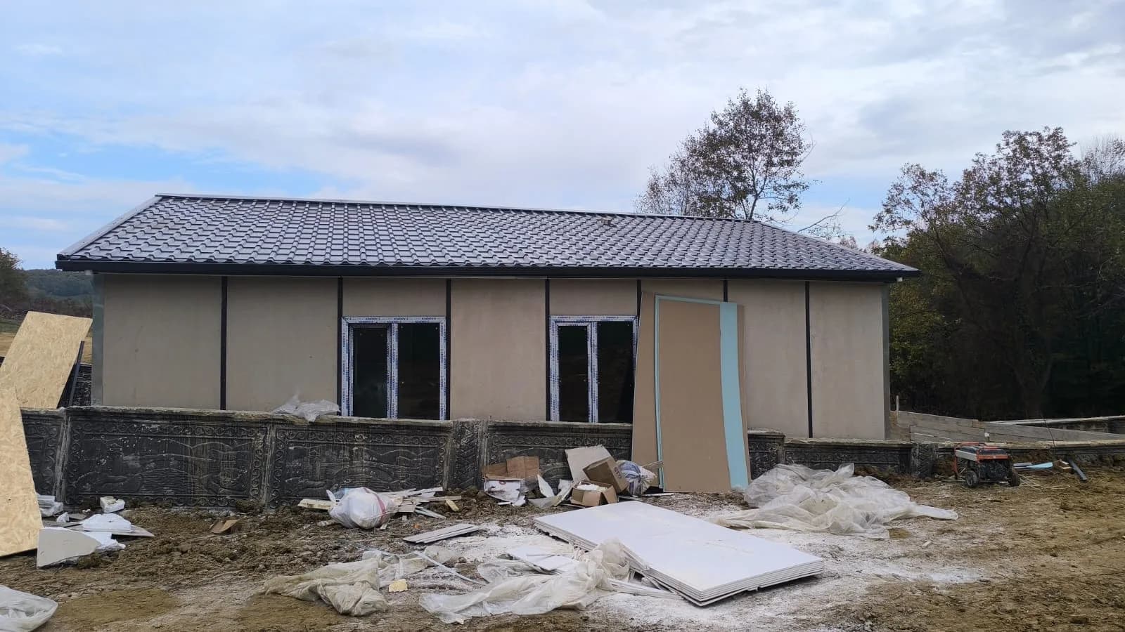 84m² Tepe Manayır Köyü Metal Kiremit Çatılı Prefabrik Konut Projesi thumbnail 5