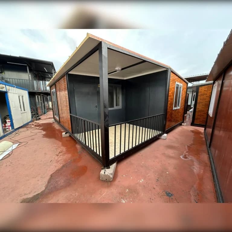 42m2 2+1 Veranda'lı Prefabrik Konteyner Ev