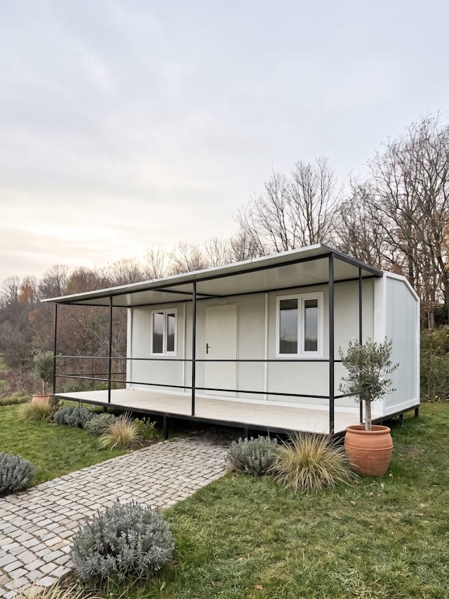 35m2 1+1 Veranda - Sundurma'lı Prefabrik Konteyner Ev