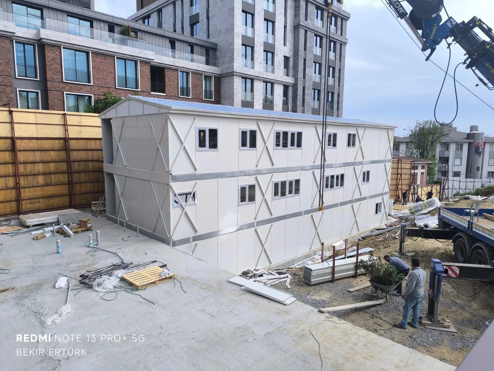 3000m² Etiler Hukukçular Sitesi 3 Katlı Prefabrik Ofis Kampüsü Projesi görsel 2
