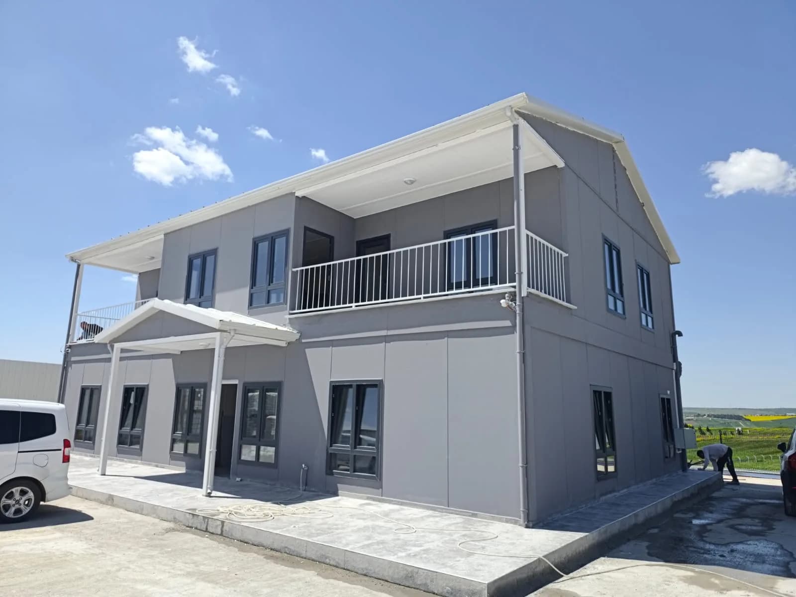316m² Yön Yapı Silivri Çift Balkonlu Prefabrik Ofis Projesi